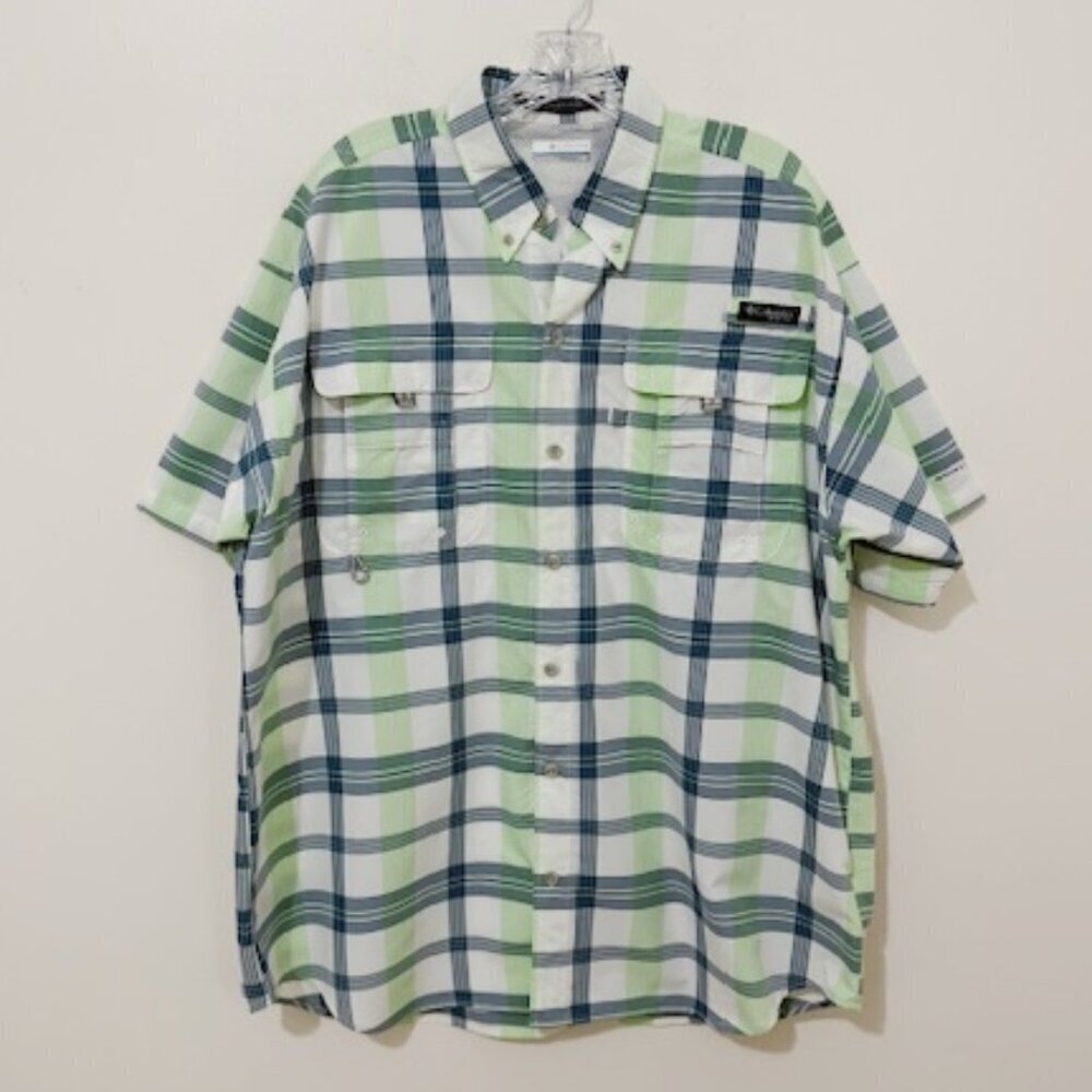 Columbia PFG Super Bahama Vented Plaid Fishing Short Sleeve Shirt Men's Size M